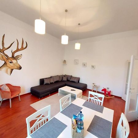 Deak Apartman โชพรอน ภายนอก รูปภาพ
